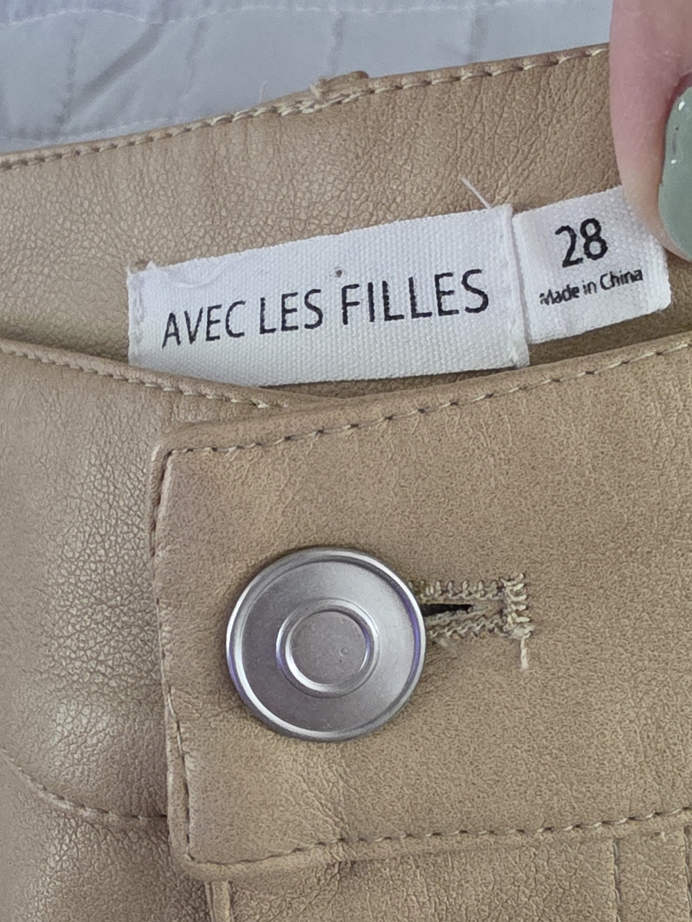 Anthropologie Avec Les Filles Cuffed Faux Leather Shorts Tan High Rise Womens 28 - Picture 7 of 9